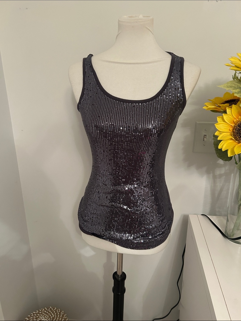 😍🔥 Incredible y2k Gray Sequin Tank Top